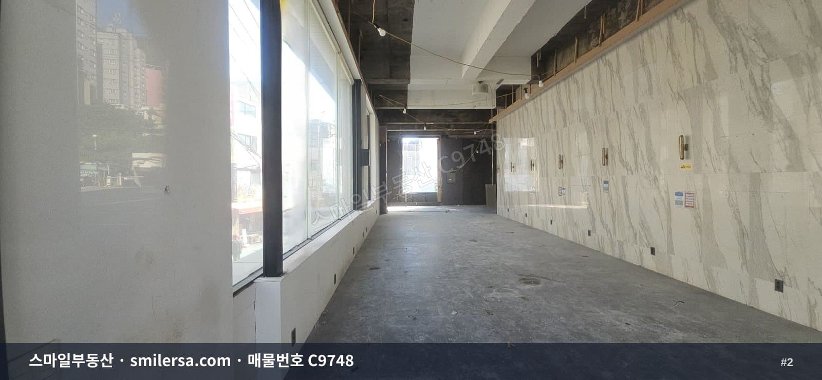 하단 동아대 인근 대로변 1층 대형상가 96평 썸네일 2