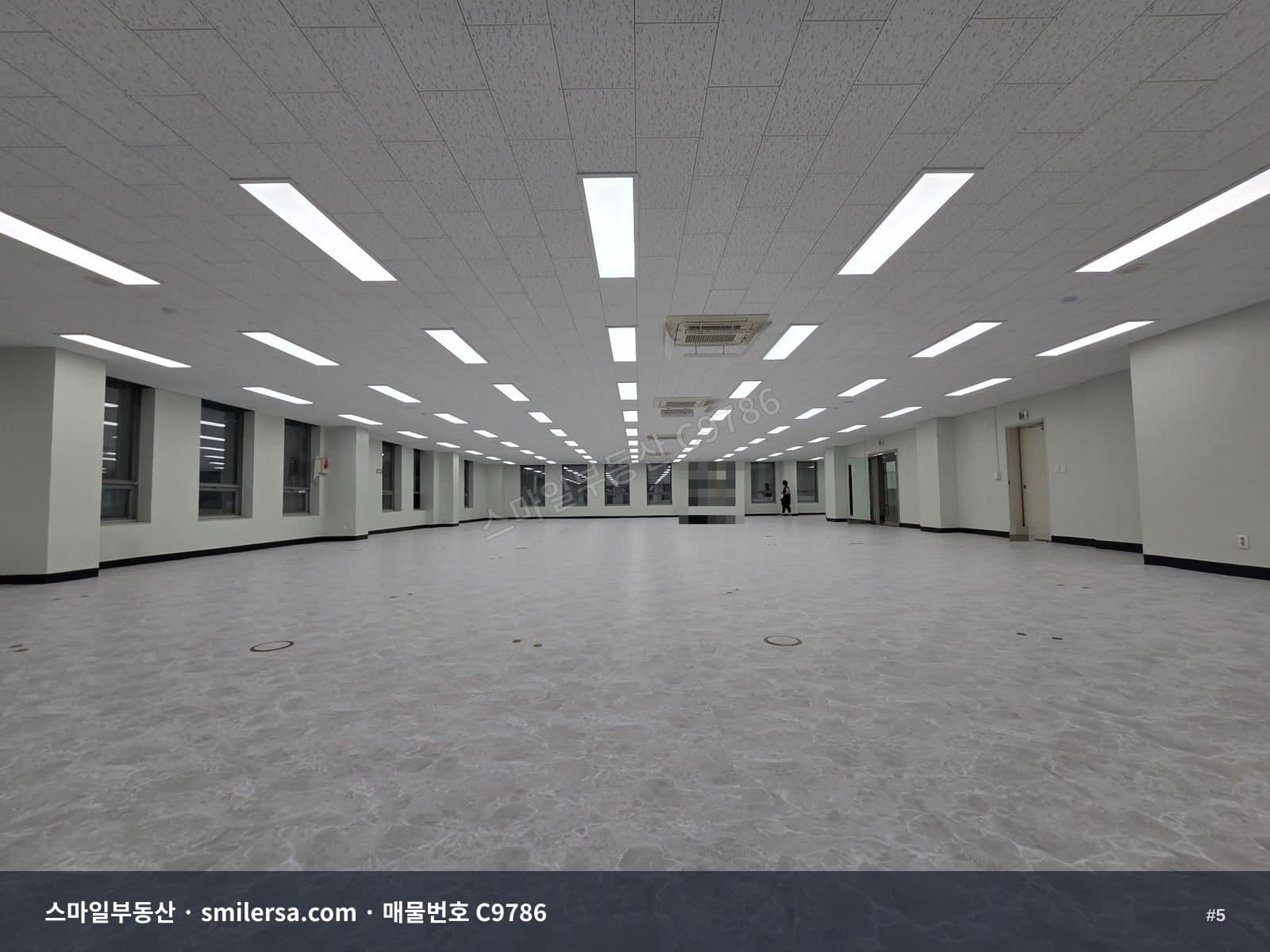 범내골역 초역세권 대형 사무실, 주차 포함 즉시입주 썸네일 5