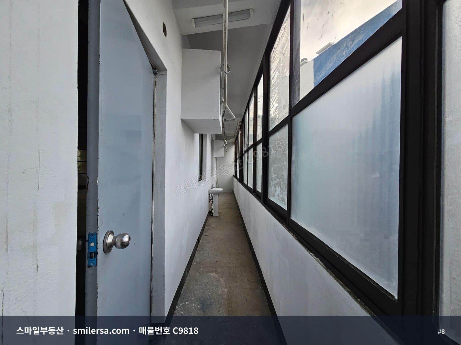 남천동 도로변 3층 상가·사무실, 기둥없이 네모 반듯한 47평 썸네일 8