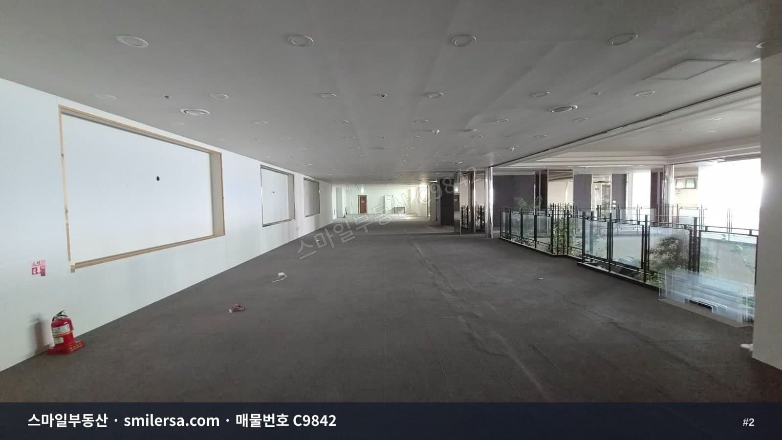 주차 편리한 대형사무실, 부산 사상구 모라동 상가 임대 썸네일 2