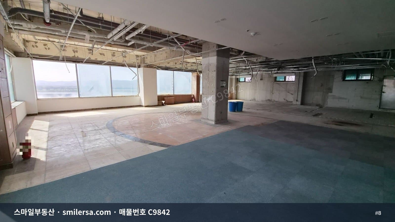 주차 편리한 대형사무실, 부산 사상구 모라동 상가 임대 썸네일 8