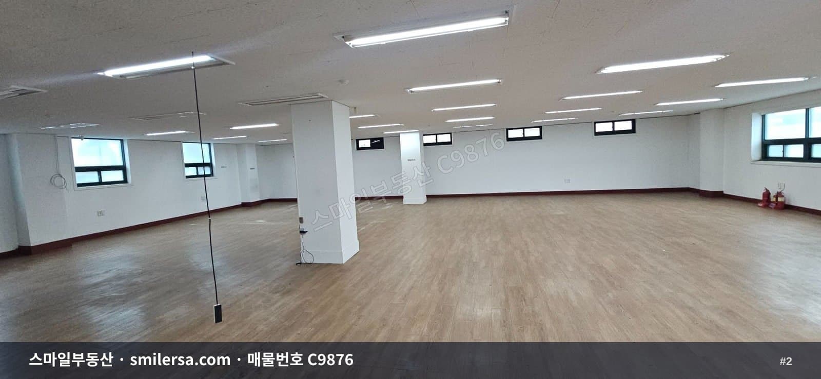 교대역 인근 넓고 깔끔한 가성비 좋은 사무실 썸네일 2
