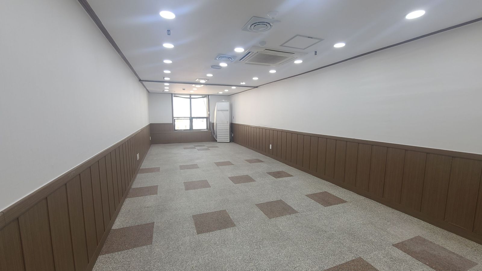 부산광역시 연제구 연산동 사무실 - 1