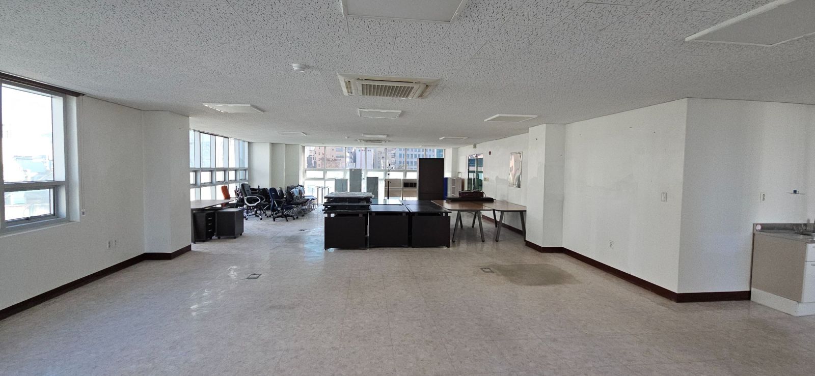부산광역시 연제구 연산동 사무실 썸네일 2