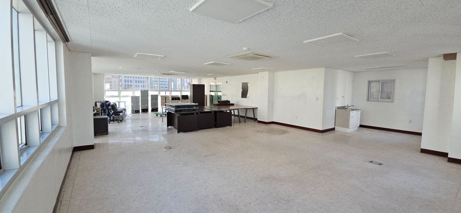 부산광역시 연제구 연산동 사무실 썸네일 4