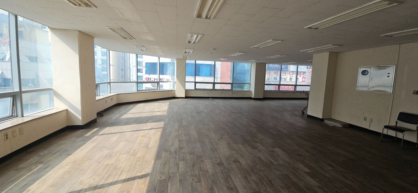 부산광역시 해운대구 좌동 사무실 썸네일 3