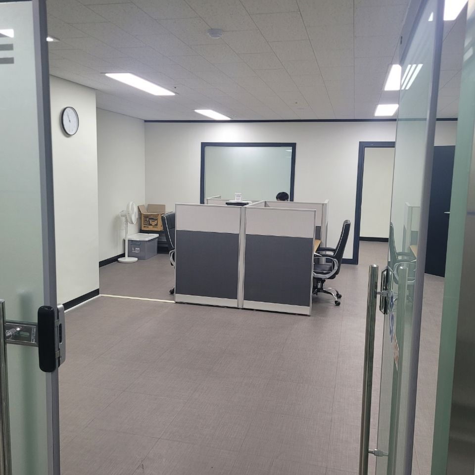 부산광역시 동래구 온천동 사무실 썸네일 4