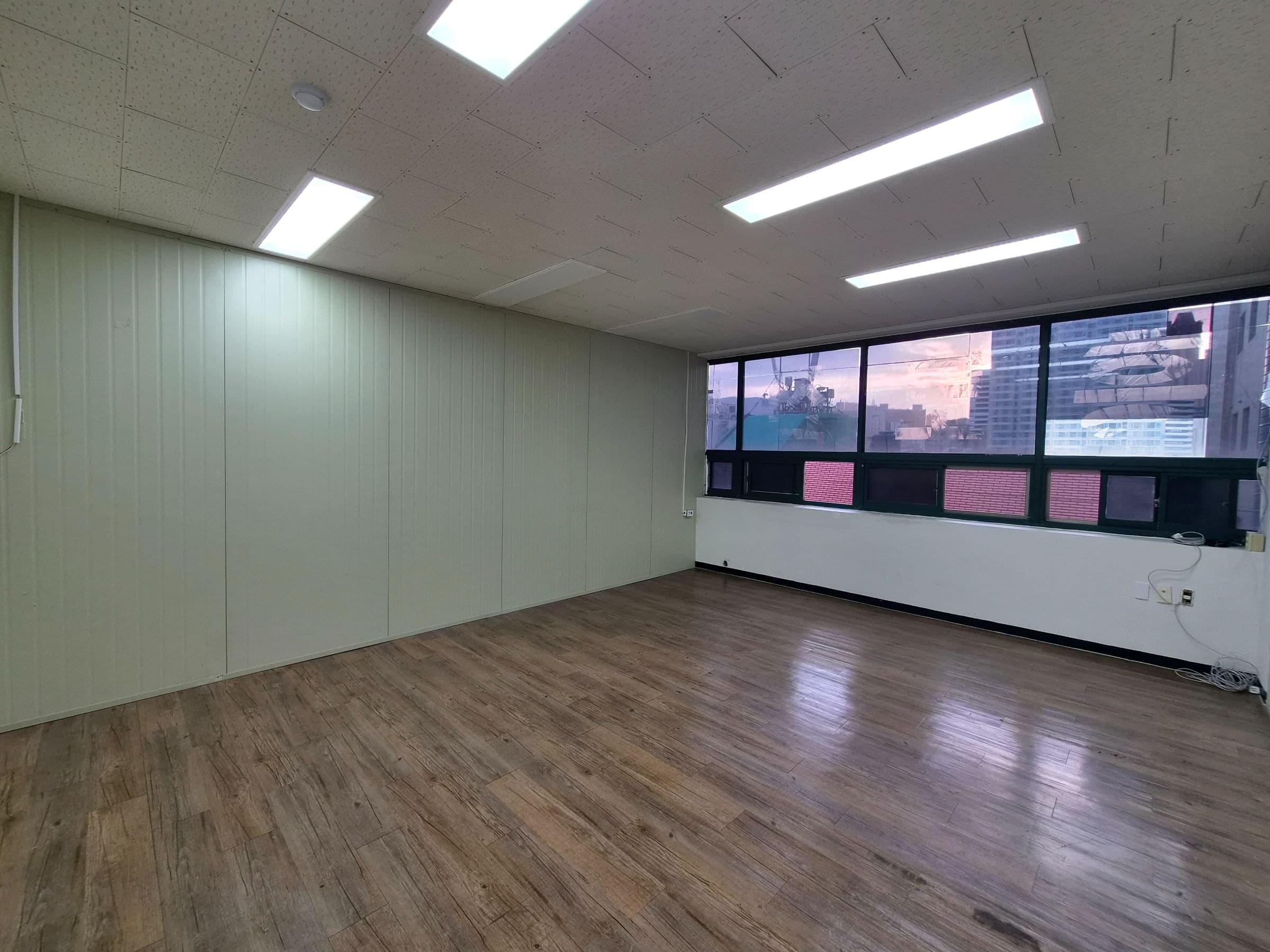 부산광역시 부산진구 전포동 사무실 썸네일 8