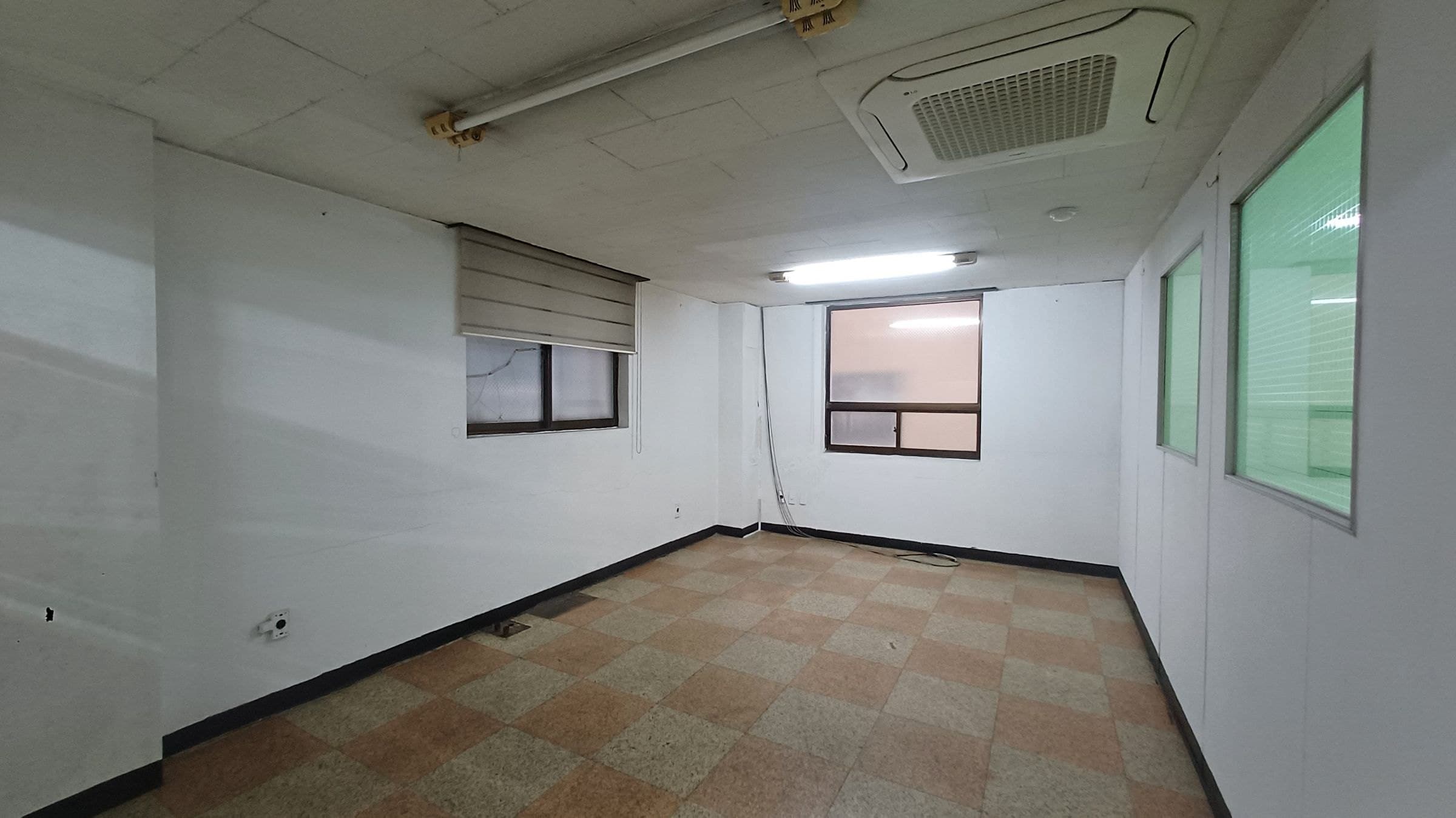 부산광역시 동구 초량동 사무실 썸네일 9