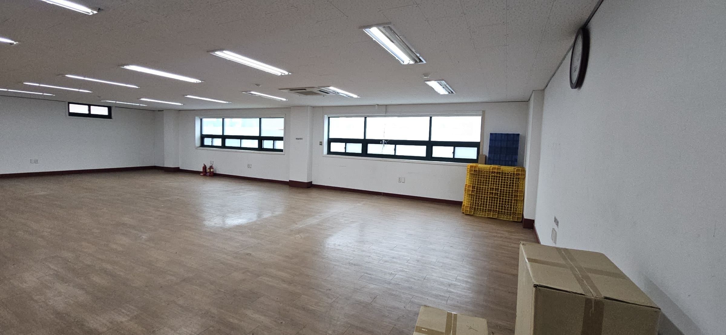 부산광역시 연제구 거제동 사무실 썸네일 4