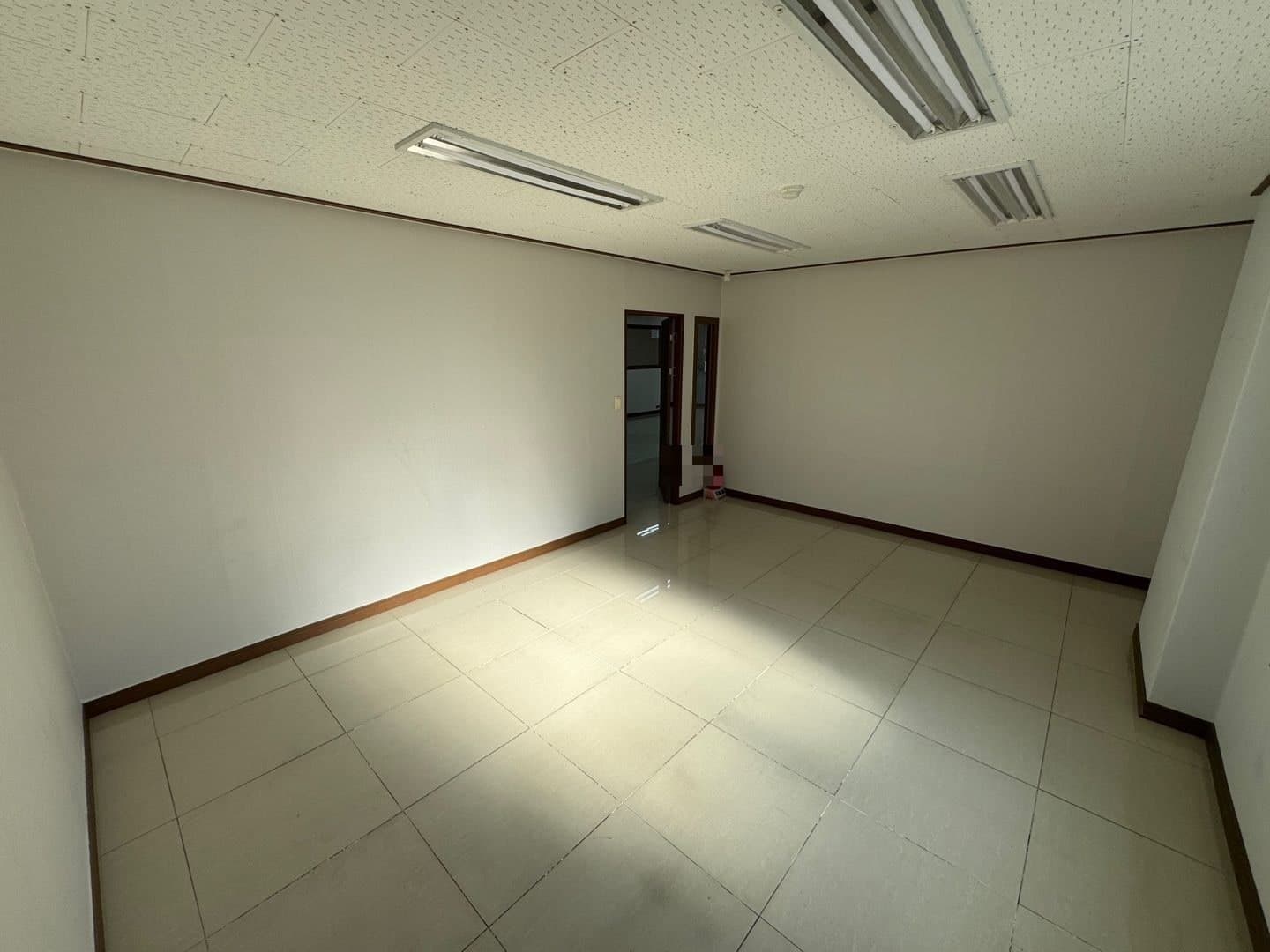 부산광역시 연제구 연산동 사무실 썸네일 8