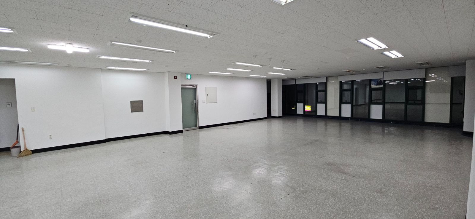 부산광역시 연제구 연산동 사무실 썸네일 6