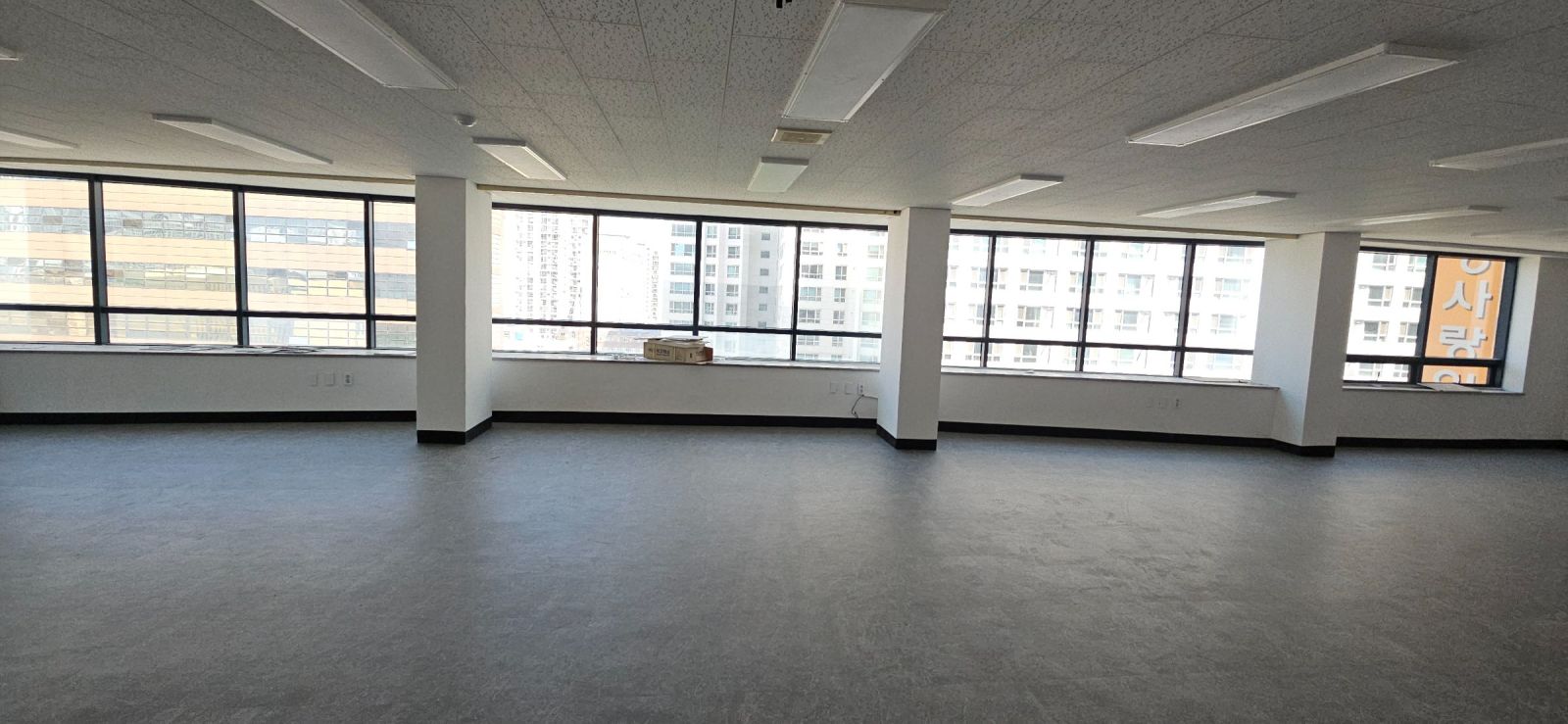 부산광역시 연제구 연산동 사무실 - 1