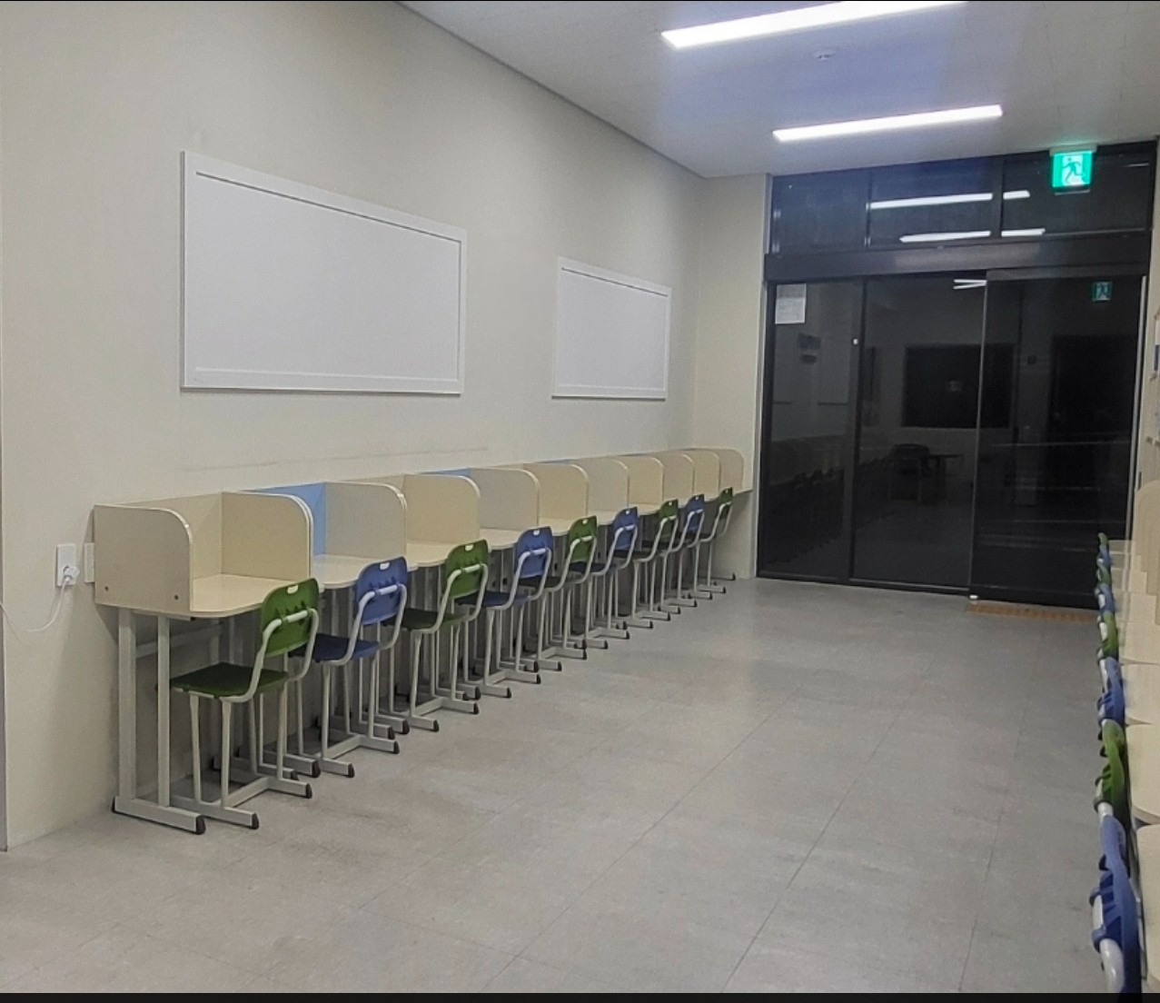 부산광역시 동래구 온천동 상가 - 1