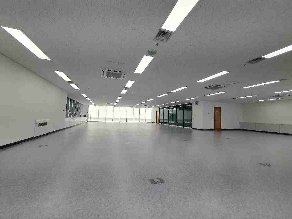 부산광역시 연제구 연산동 사무실 썸네일 2