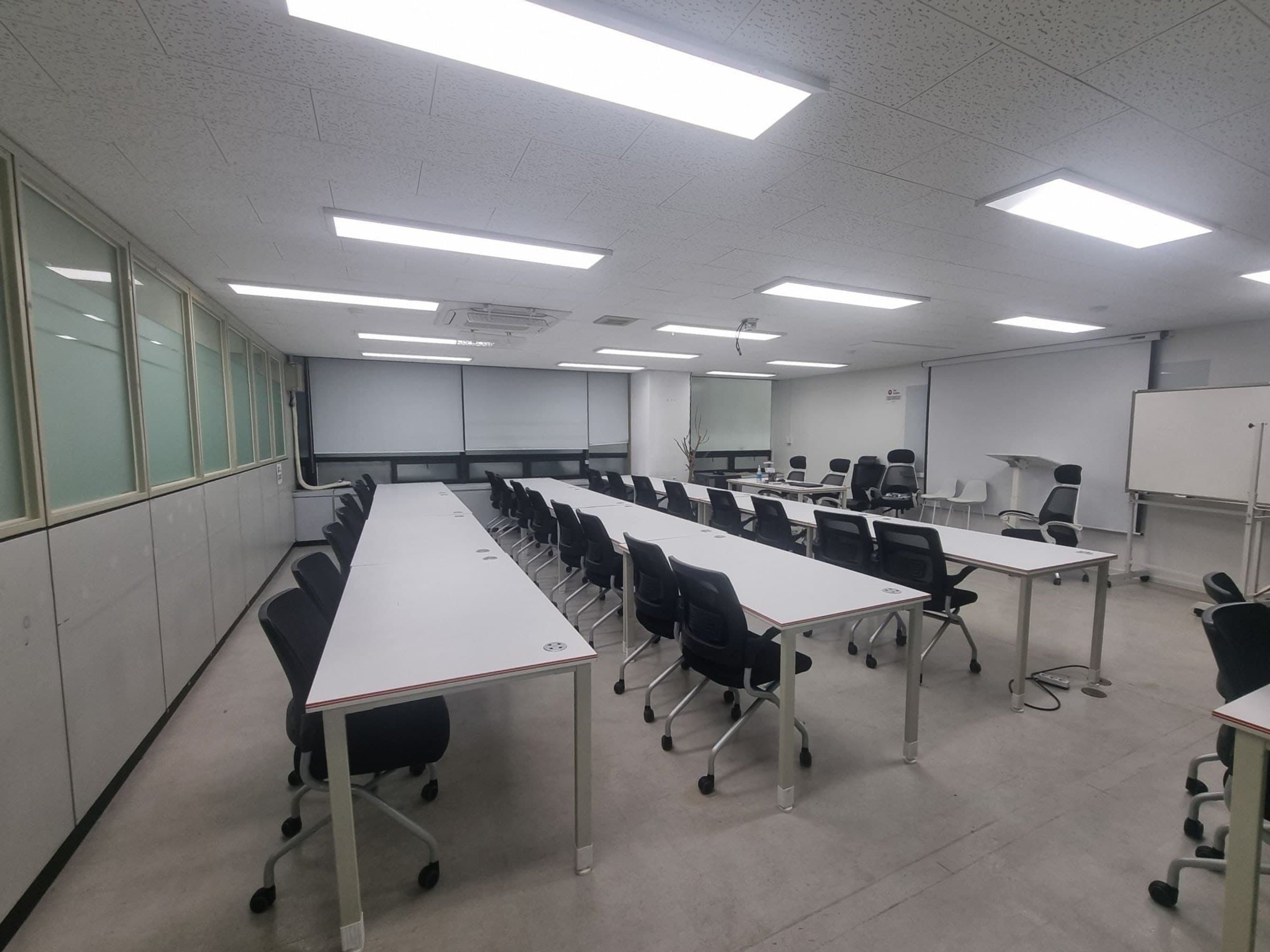 부산광역시 부산진구 부전동 사무실 - 1