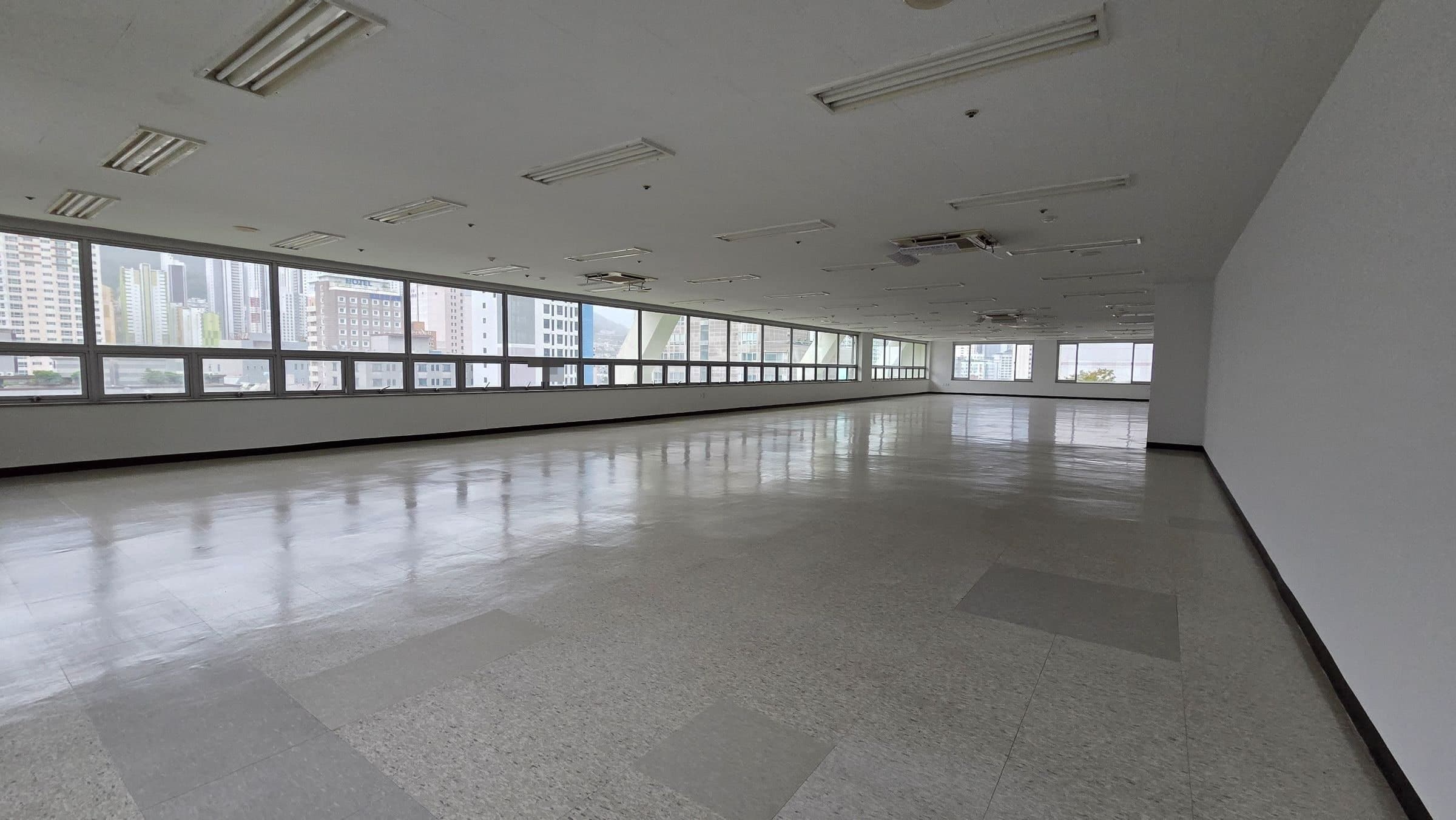 부산광역시 부산진구 부전동 사무실 - 1
