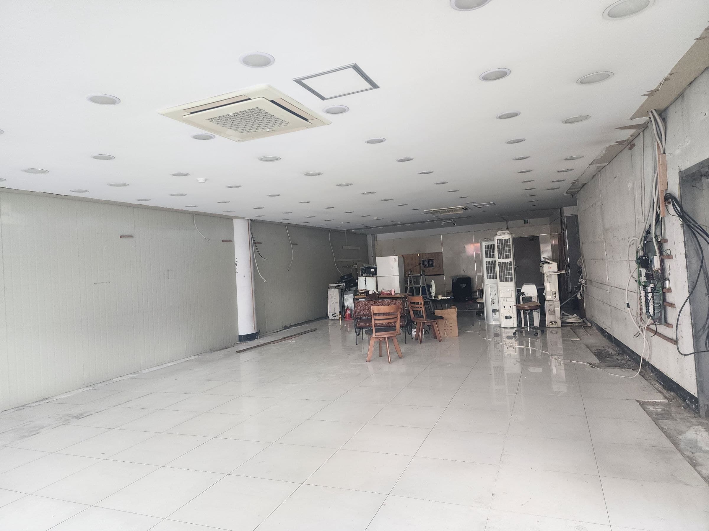 부산광역시 동래구 안락동 상가 - 1