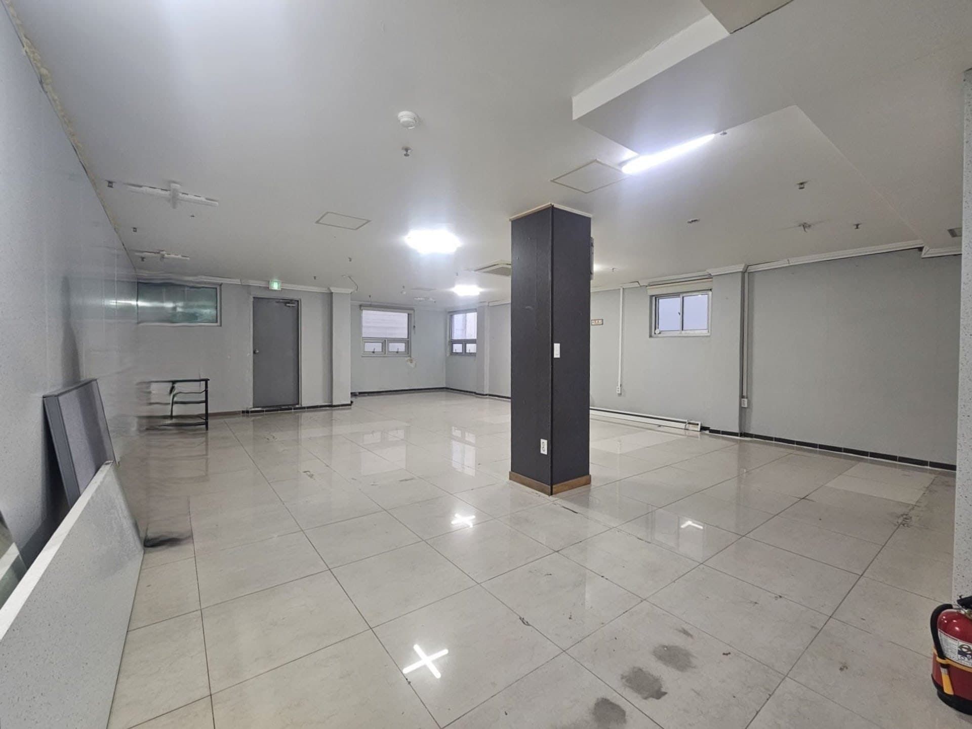 부산광역시 부산진구 범천동 상가 - 1