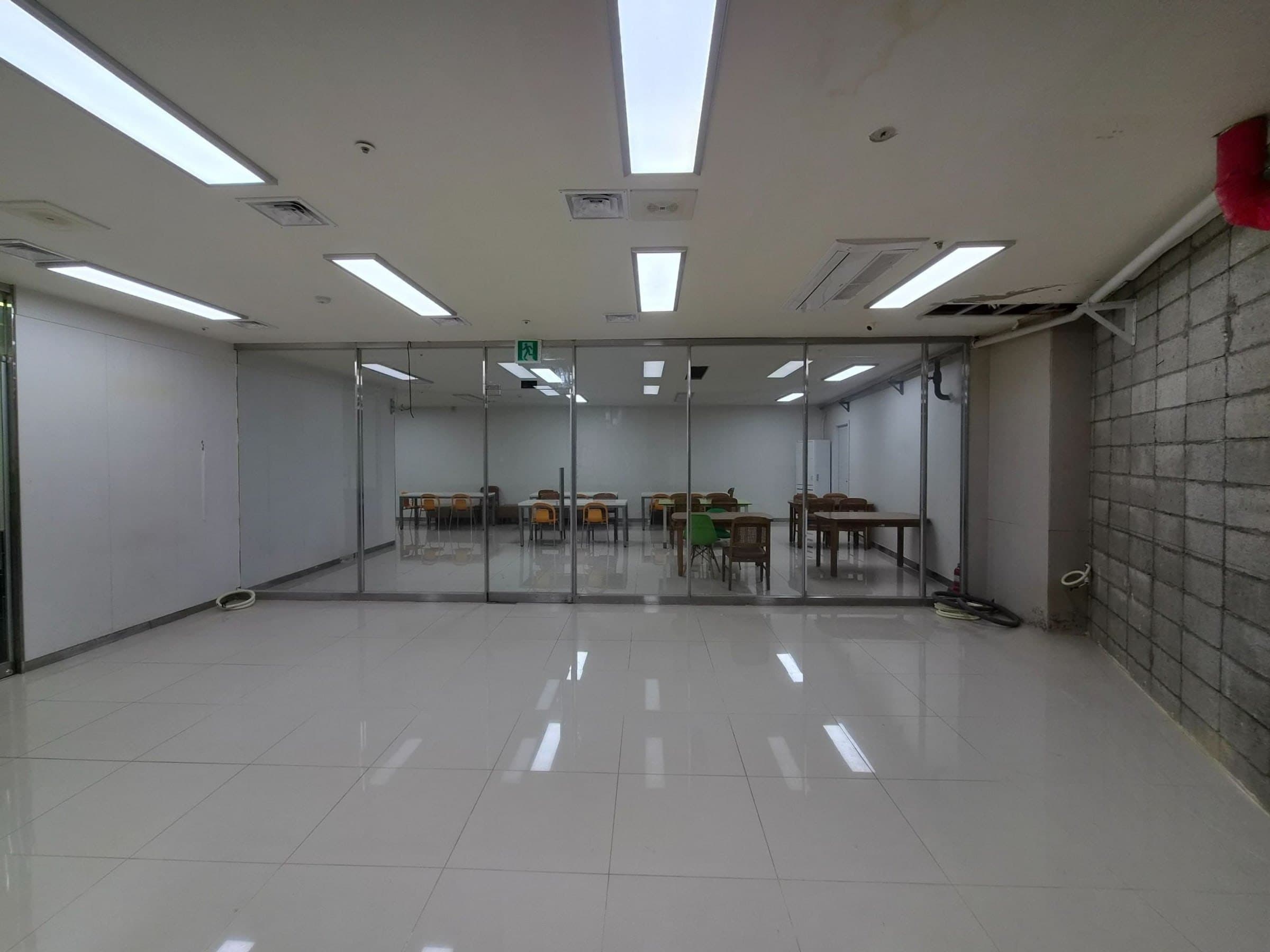 부산광역시 연제구 거제동 상가 - 1