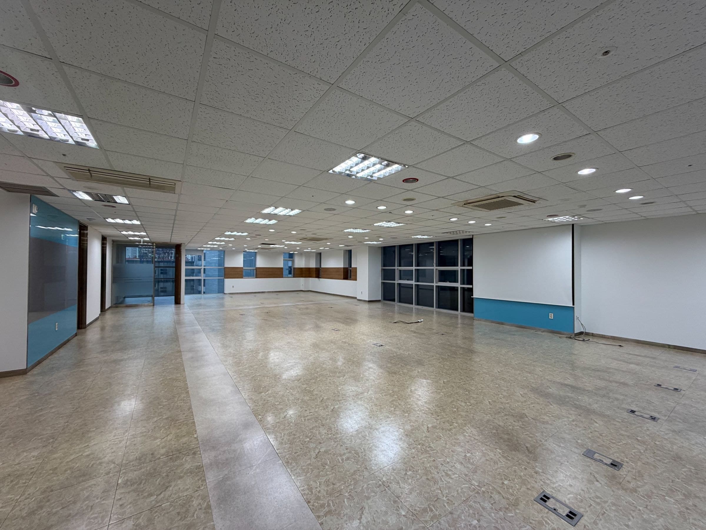 부산광역시 부산진구 부전동 사무실 - 1