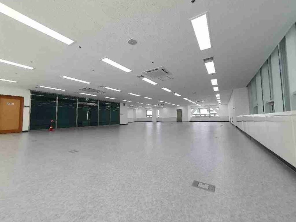 부산광역시 연제구 연산동 사무실 - 1