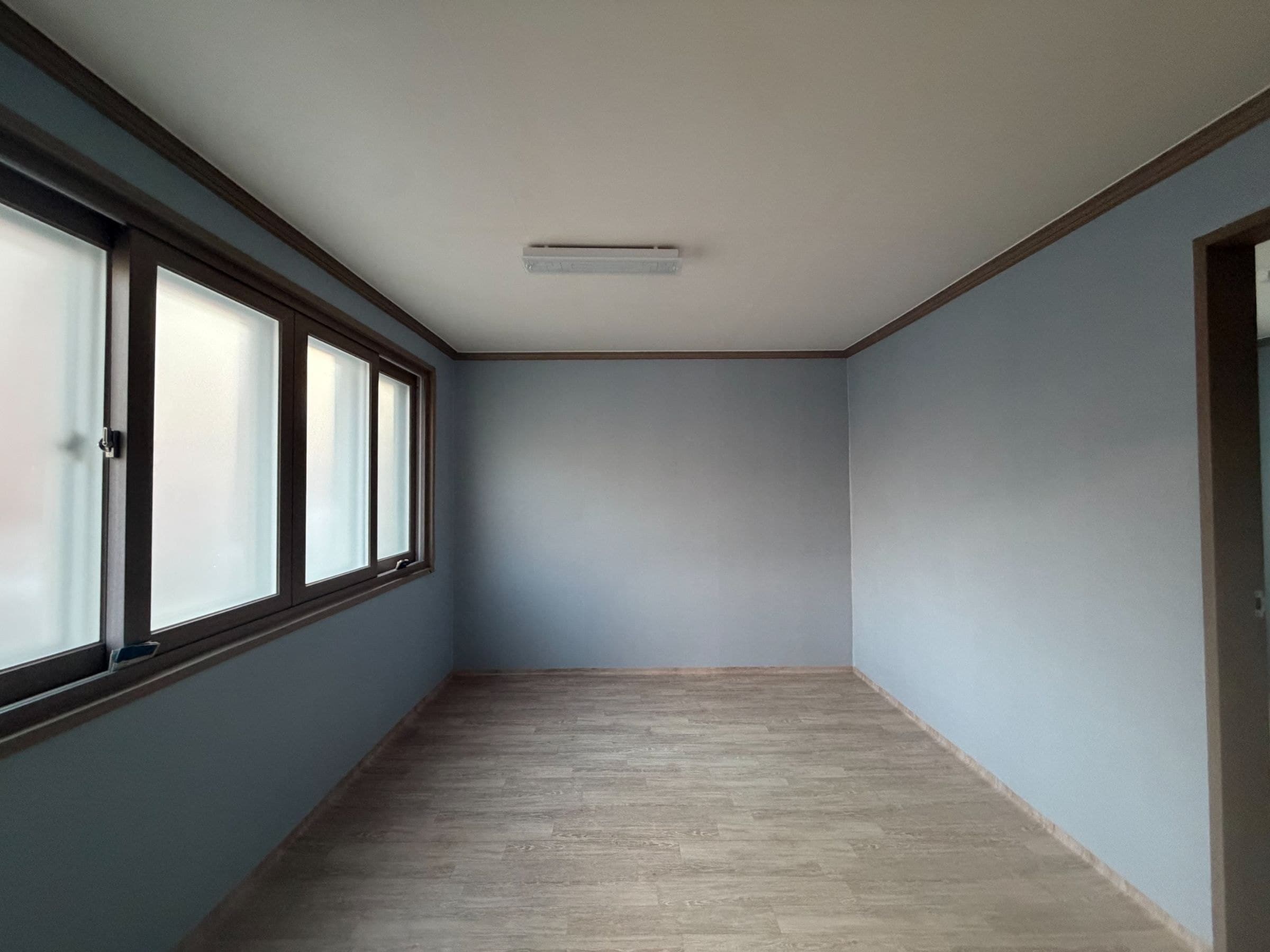 부산광역시 부산진구 전포동 상가 - 1