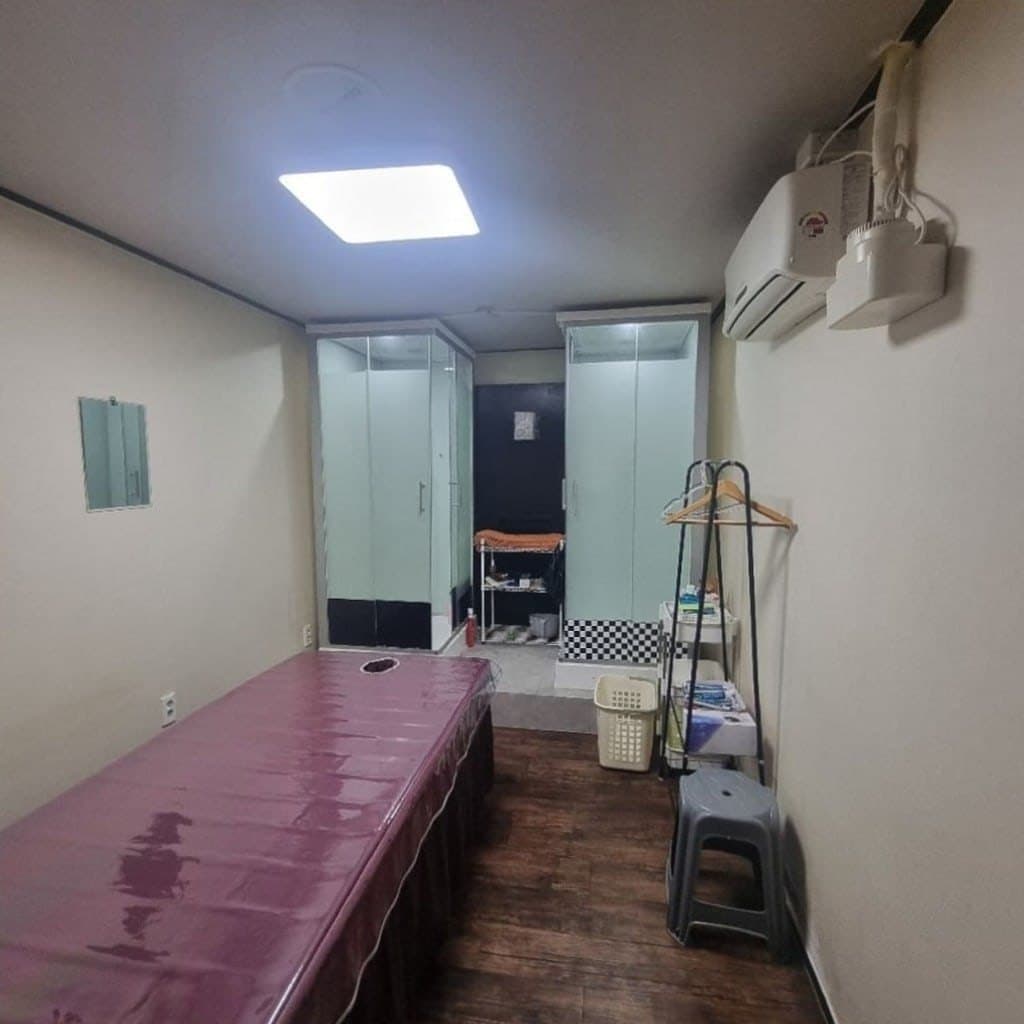 부산광역시 부산진구 부전동 상가 - 1