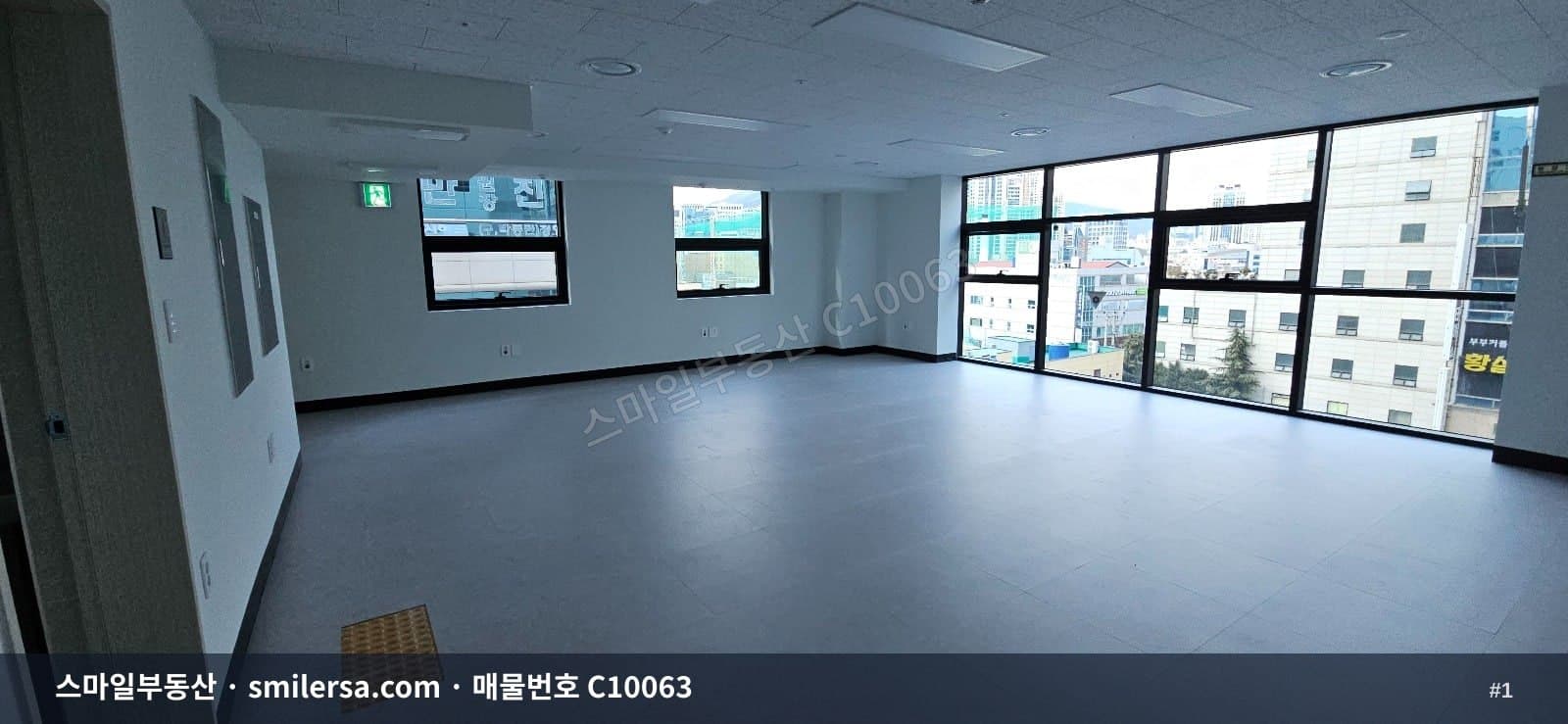 부산광역시 연제구 연산동 사무실 내부 사진 C10063