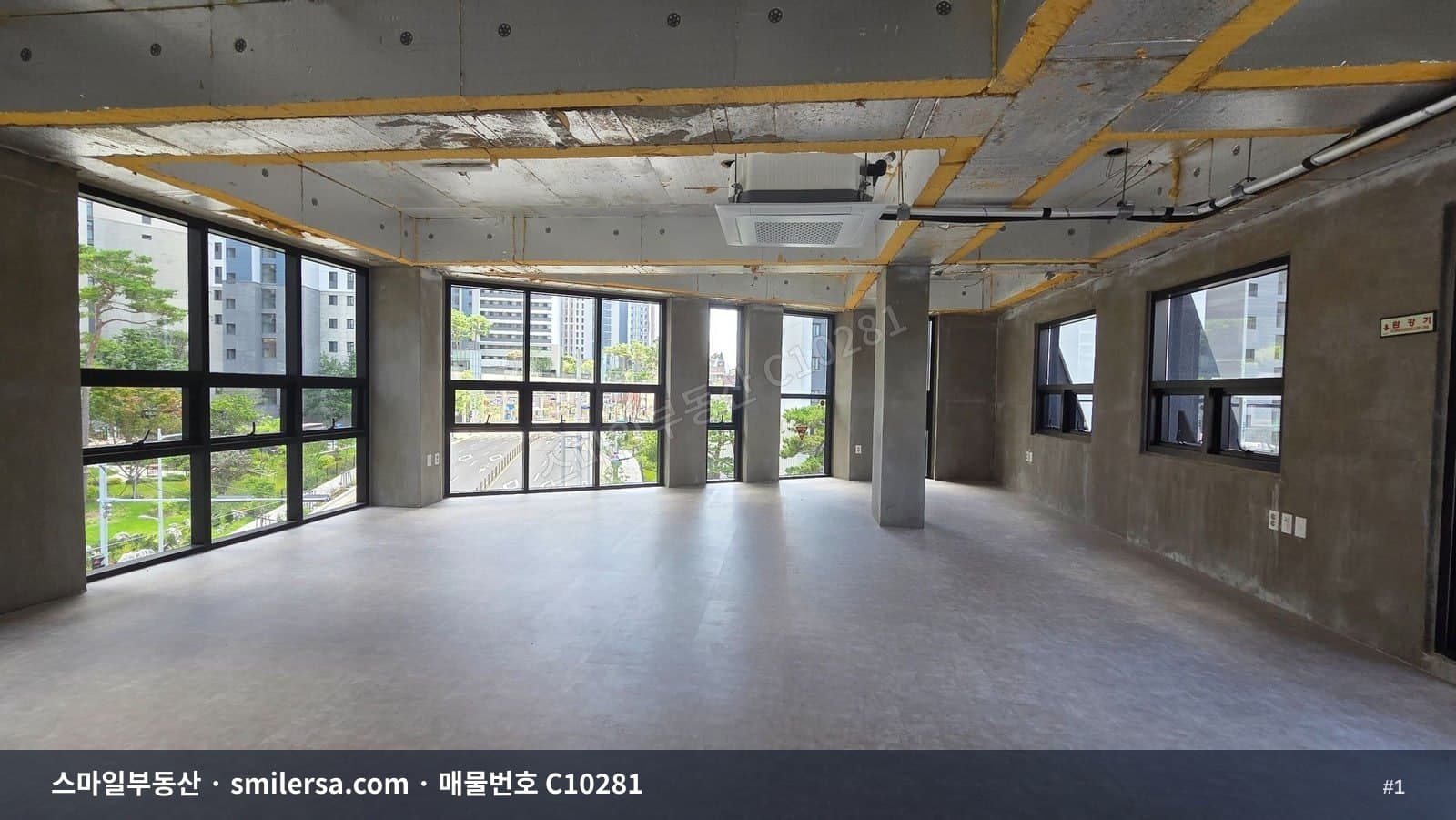 양정자이 사거리 코너 신축 사무실 - 1