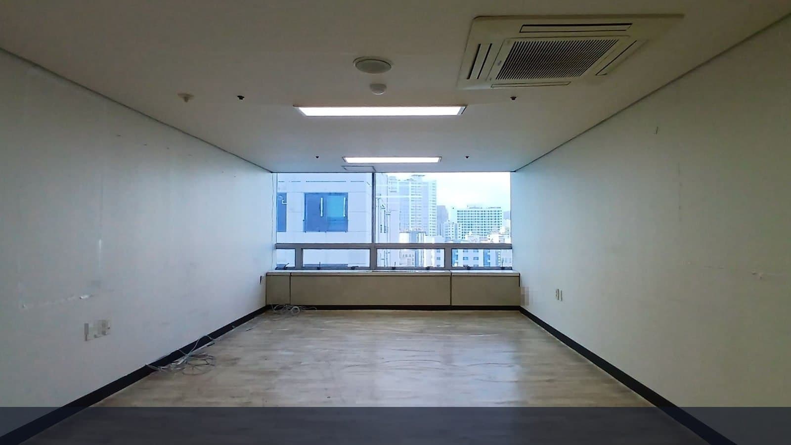 서면역 인근 서면대로변 깔끔한 사무실 C10420 - 1