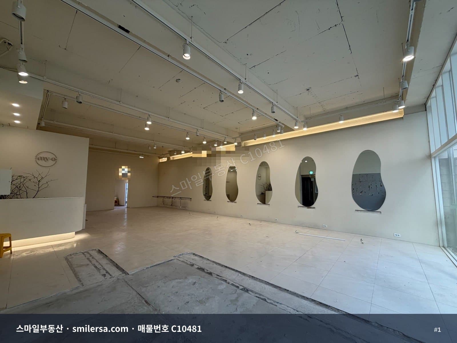 서면 학원가 메인 거리 46평 상가 사무실 임대, 테라스와 엘리베이터 보유 - 1