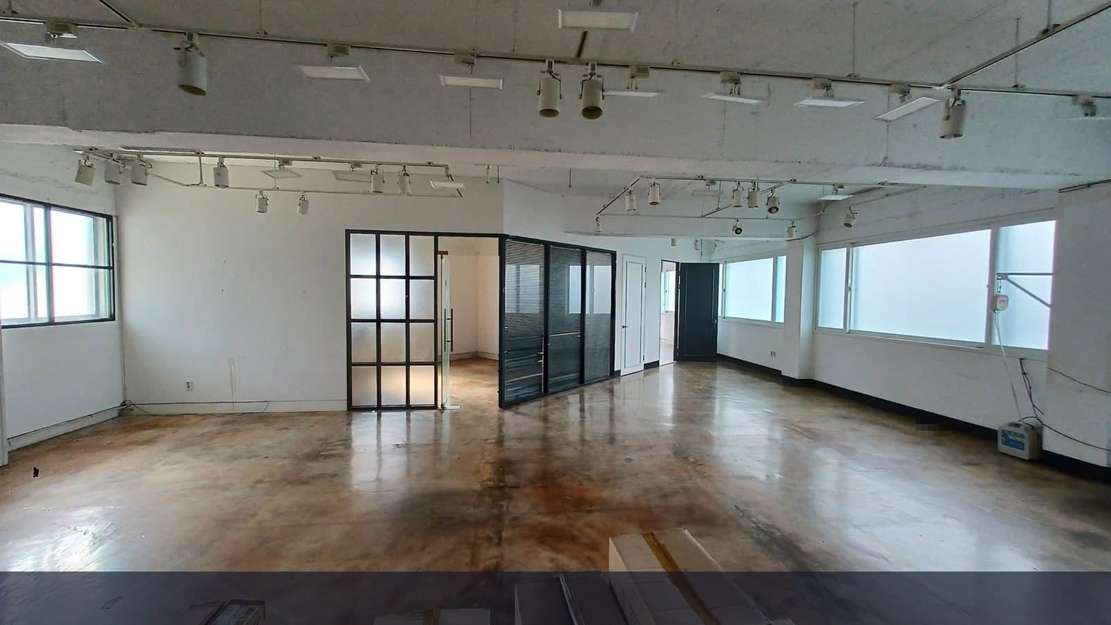 부산광역시 남구 문현동 상가 내부 사진 C10515