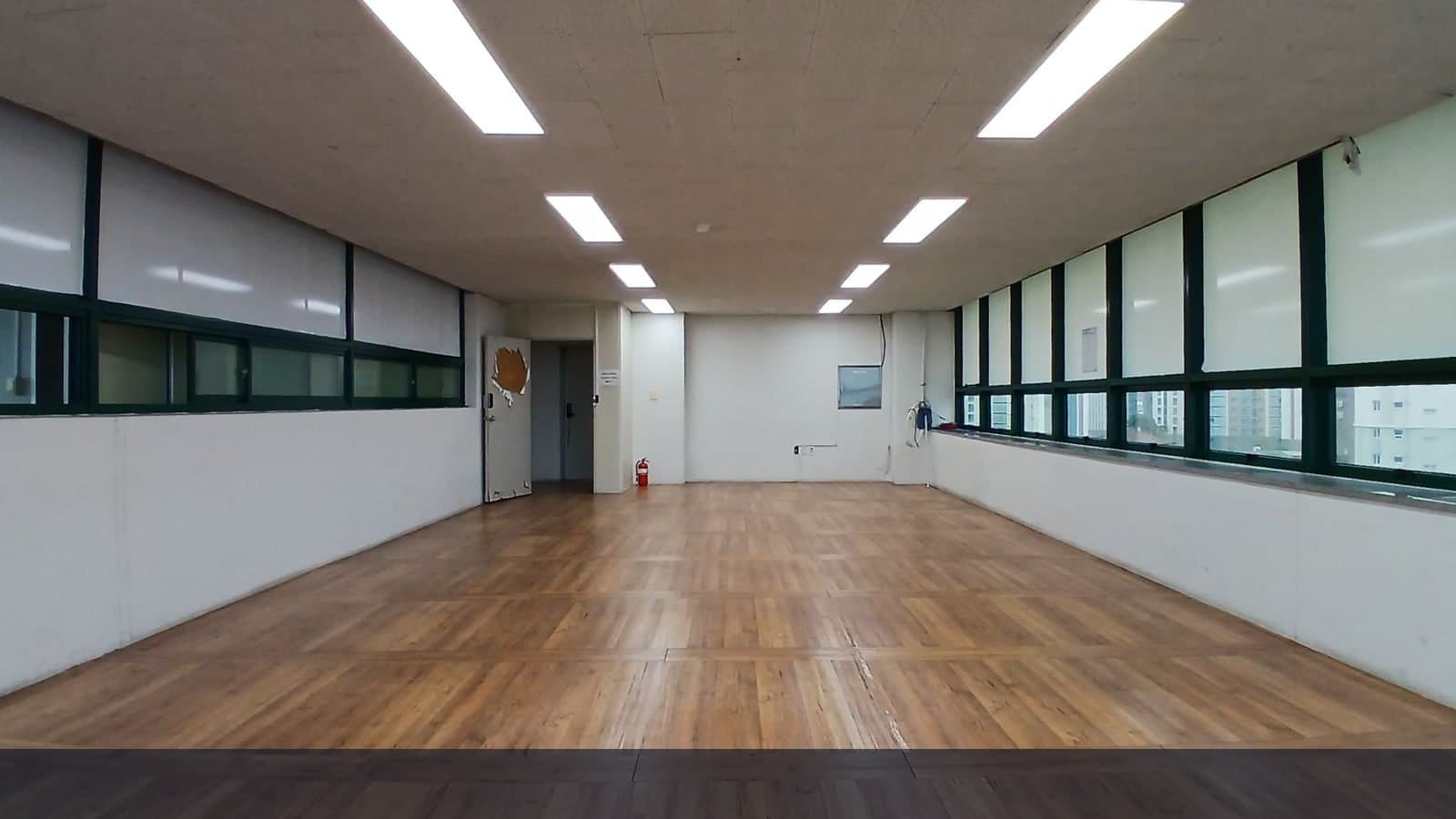 가야대로변 지하철역 인근 사무실 임대 - 1