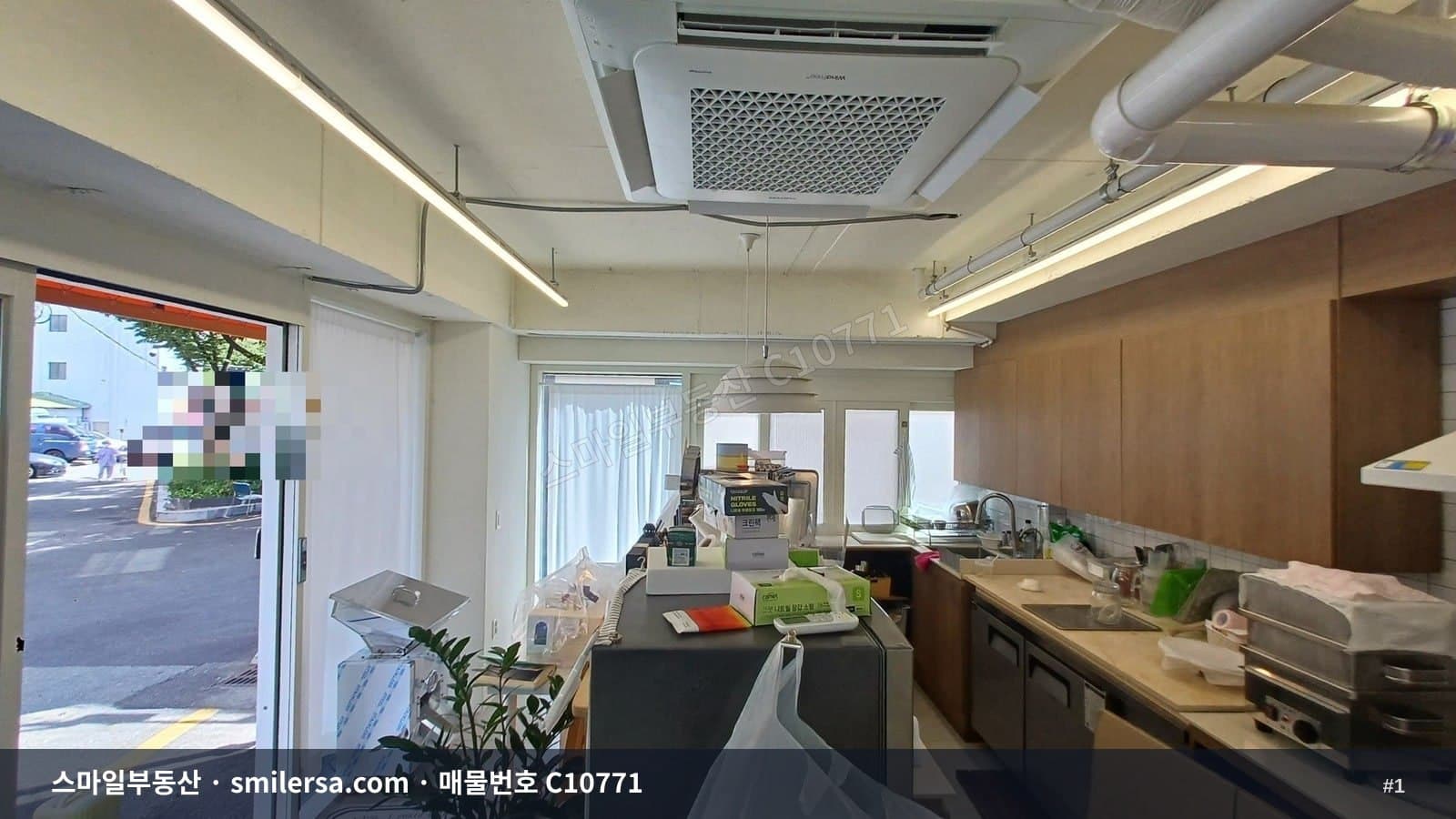 당감동 도로변 깔끔한 1층 상가 - 1
