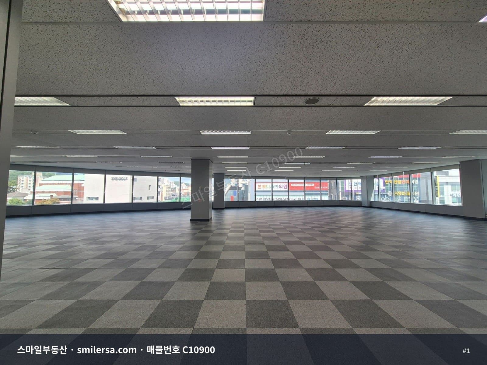 부산 동래구 안락동 깔끔한 대형 사무실 - 1