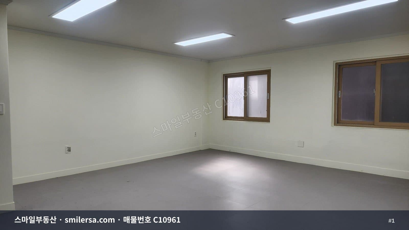 부산광역시 중구 중앙동4가 사무실 내부 사진 C10961
