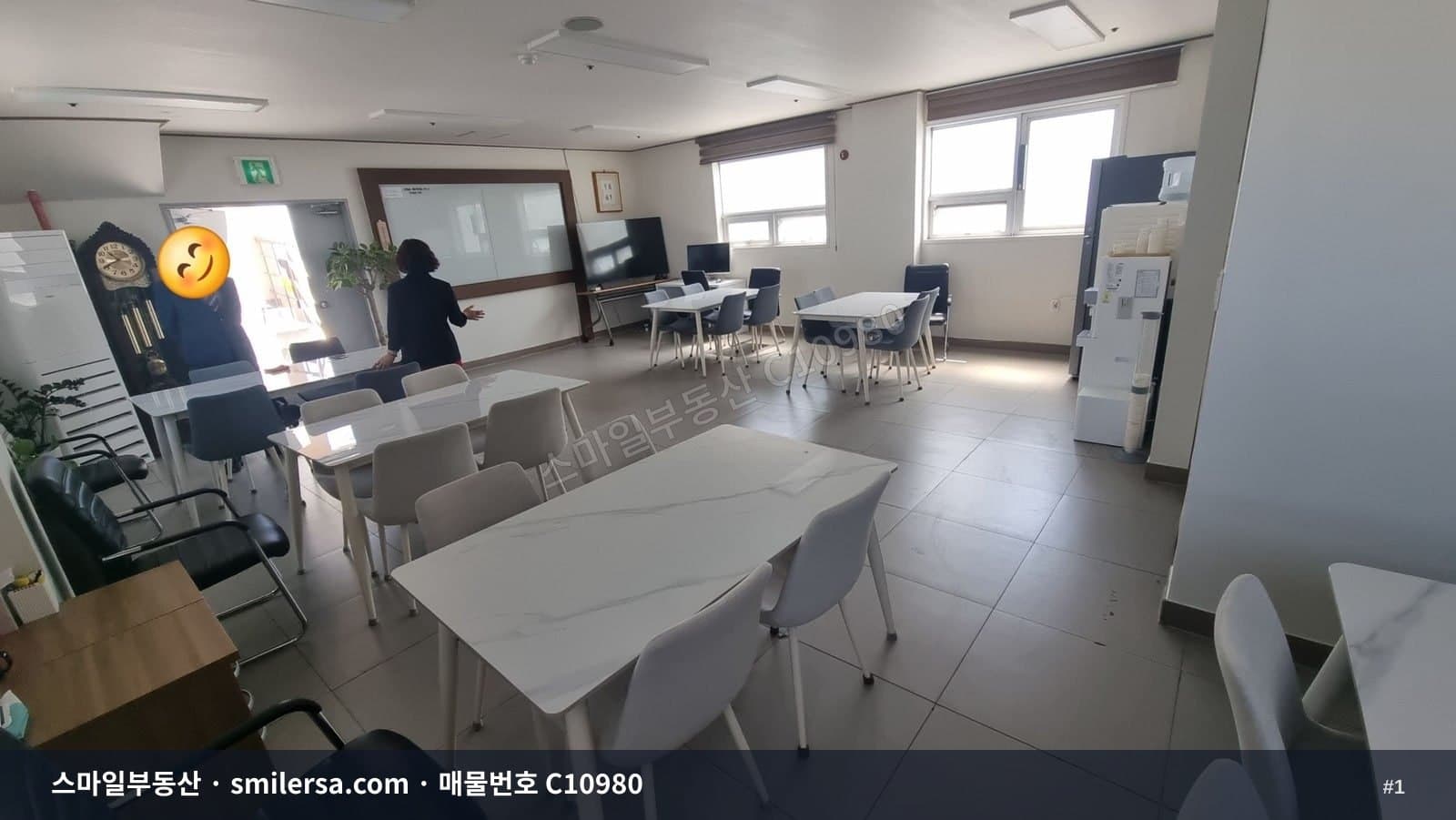 연산역 5번출구 인근, 월드컵대로변 중형사무실 - 1