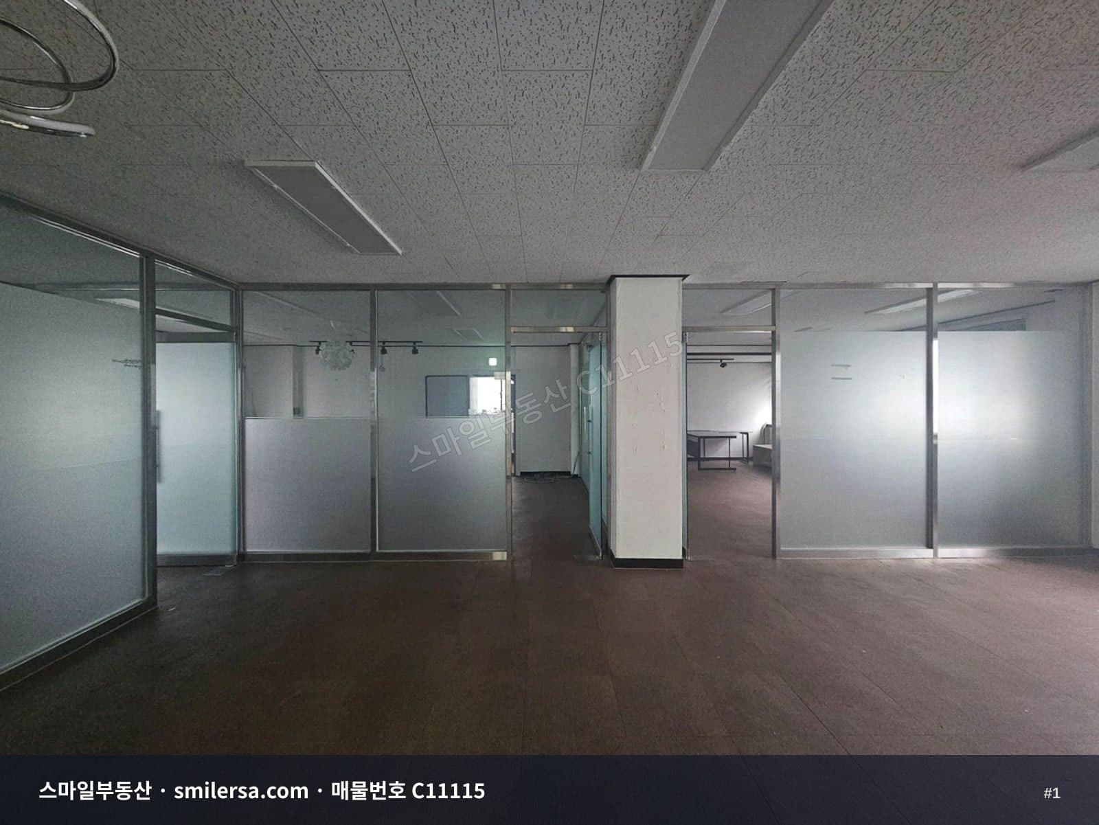 초량역 동원비스타 인근 엘베 있는 내부 깔끔한 사무실 C11115 - 1