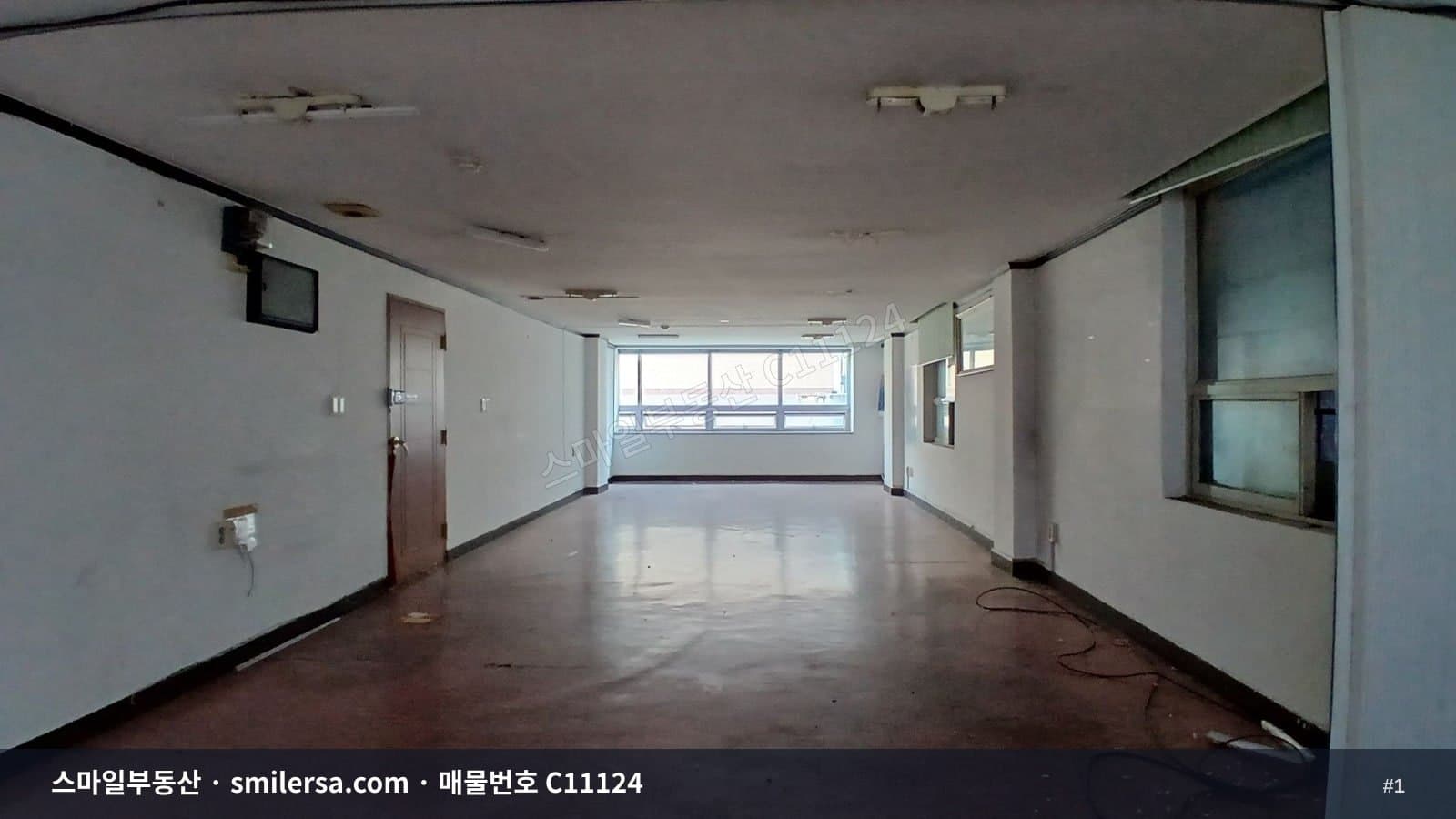 초량역 인근 엘베 있는 깔끔한 사무실 - 1