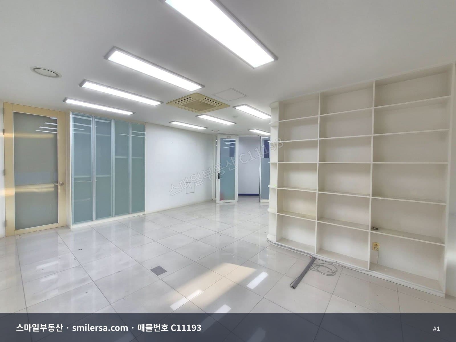 하단역 인근 업무용 깔끔한 사무실 - 1
