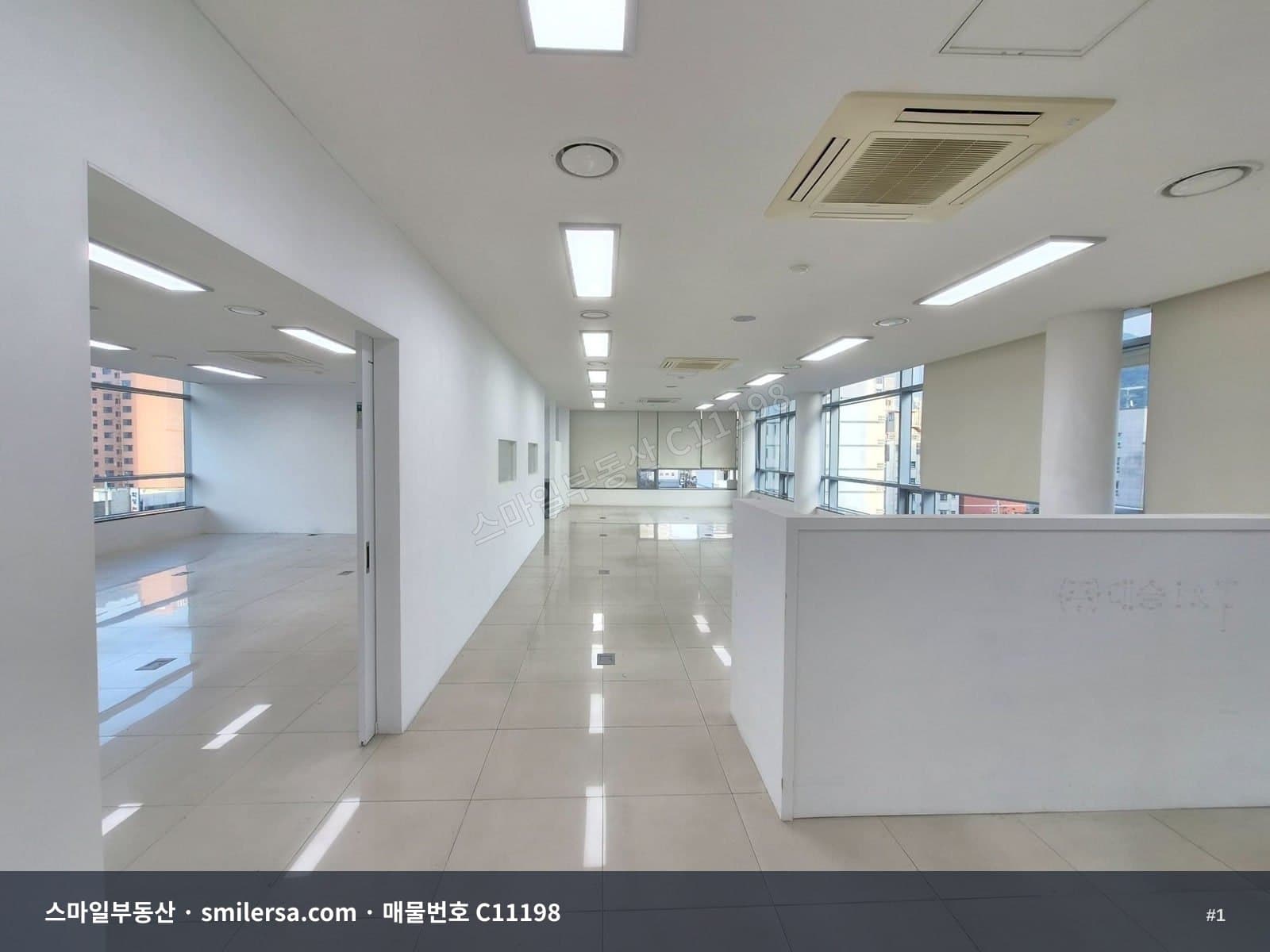 하단역 인근 업무용 깔끔한 사무실 - 1