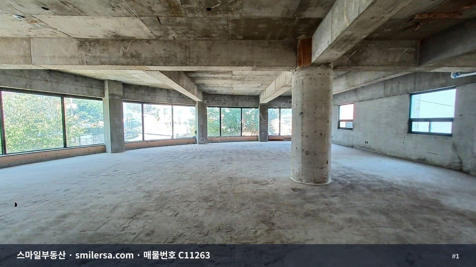 남산동 다용도 중대형 사무실, 즉시 입주 가능 - 1