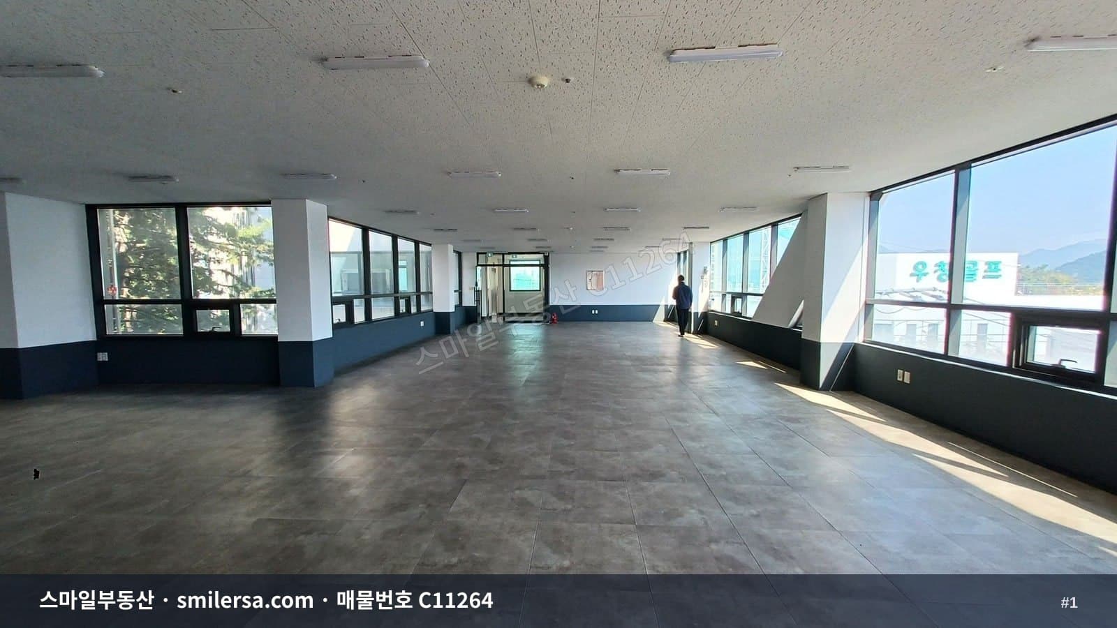 남산동 도로변 깔끔하고 전망 좋은 사무실 - 1