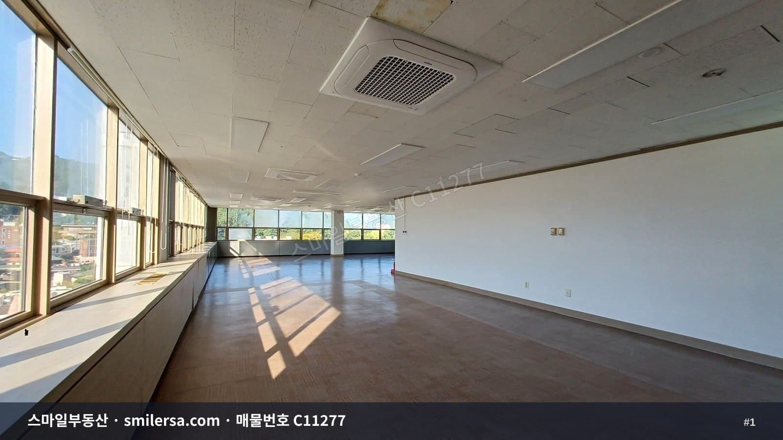 안락로터리 인근, 접근성 좋은 관리 잘된 사무실 - 1