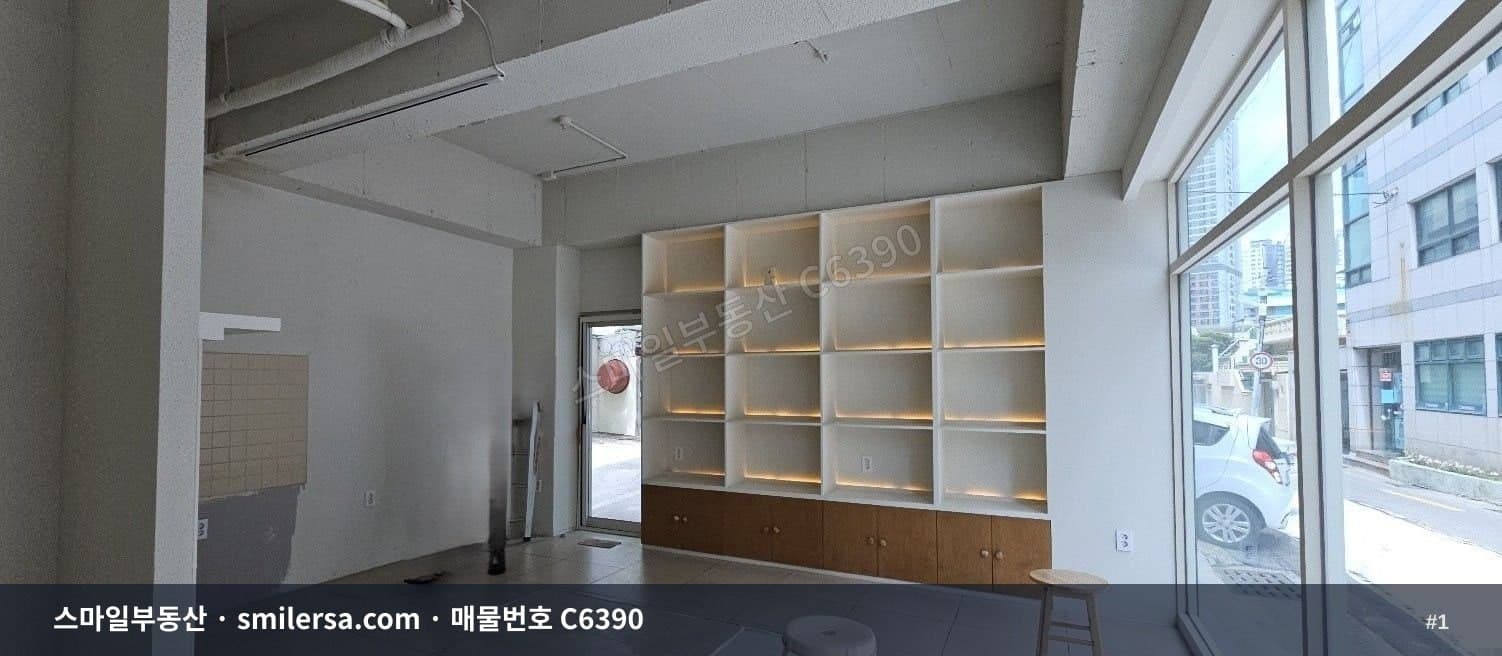 연산초등·연산롯데 데시앙 인근 1층 도로변 상가 - 1
