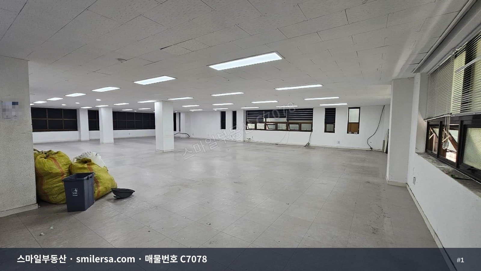 부산광역시 부산진구 전포동 사무실 내부 사진 C7078