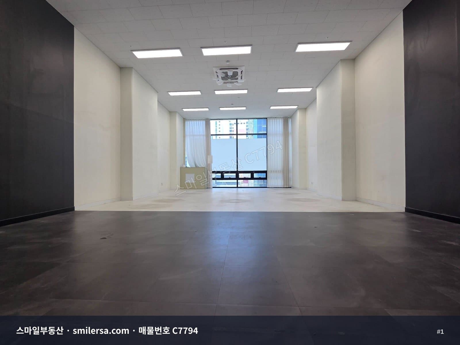 부산광역시 부산진구 범천동 사무실 내부 사진 C7794