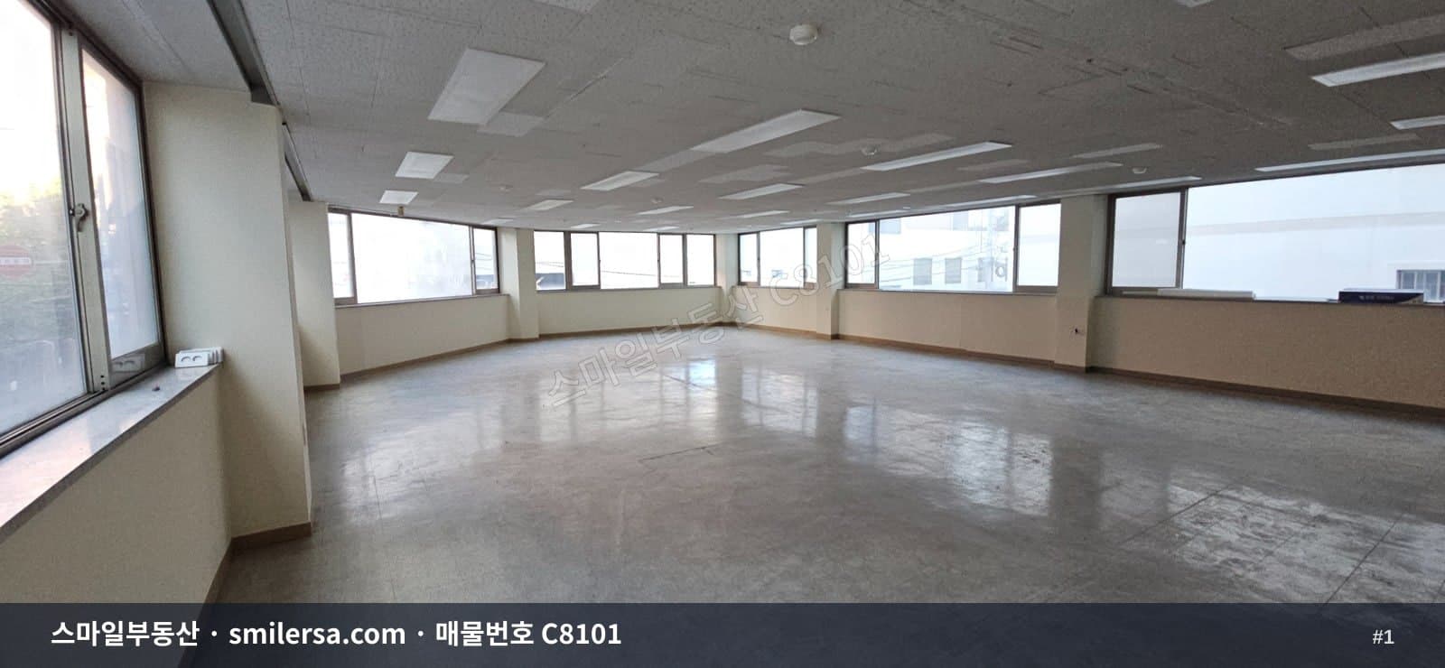 범내골역 인근 중형 사무실, 주차 편한 51평 공간 - 1