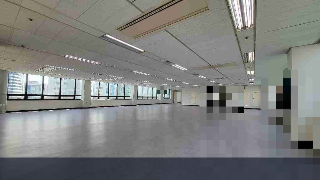 범내골역 인근 중앙대로변 사무실 - 1